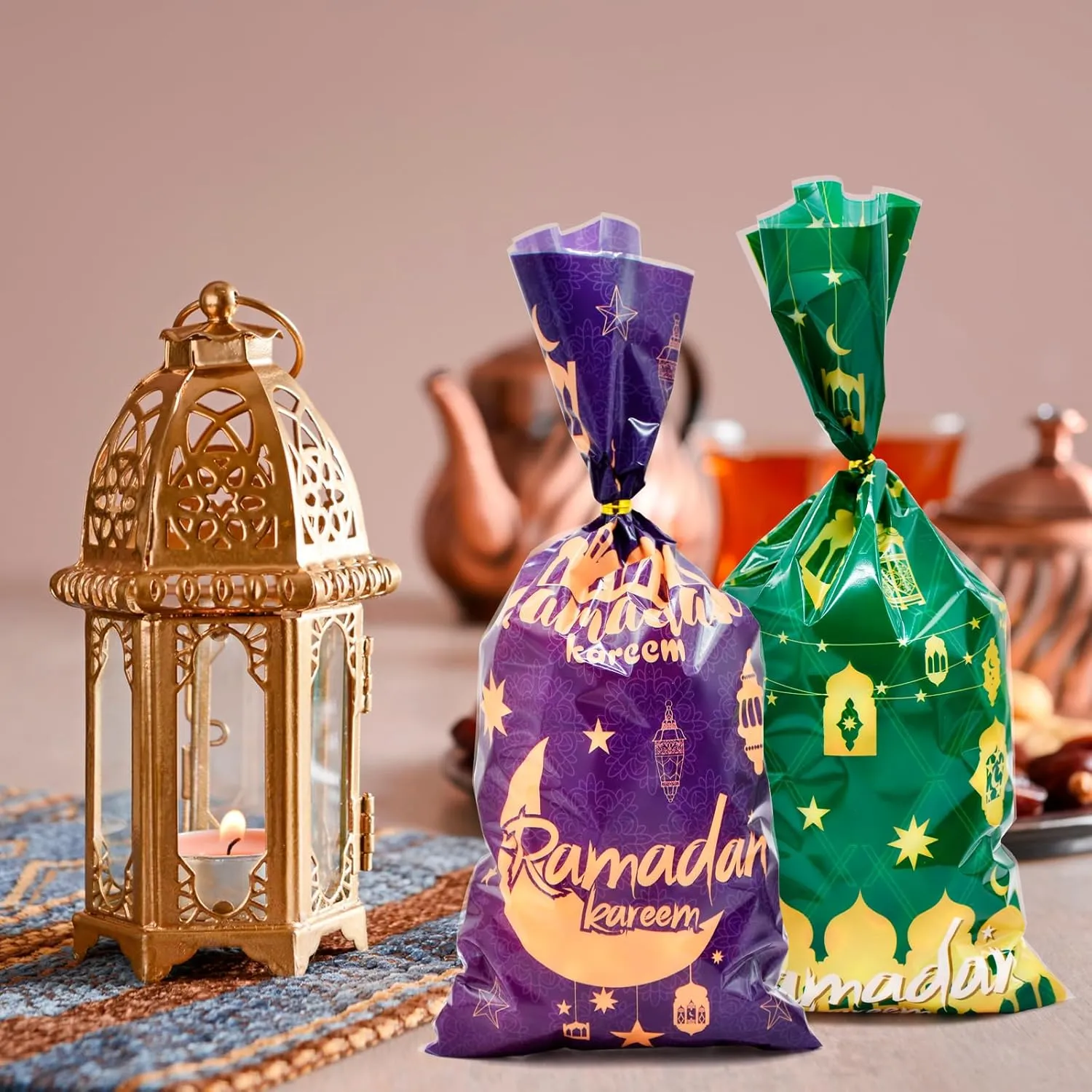 160 Pieces 4 Styles Ramadan Kareem Cellophane Treat Candy Bags with Twist Ties, Islamic Lantern and Moon Designs Clear Goodie Bags for Kids Gifts, Party Favors, and Holiday Snacks Decorations