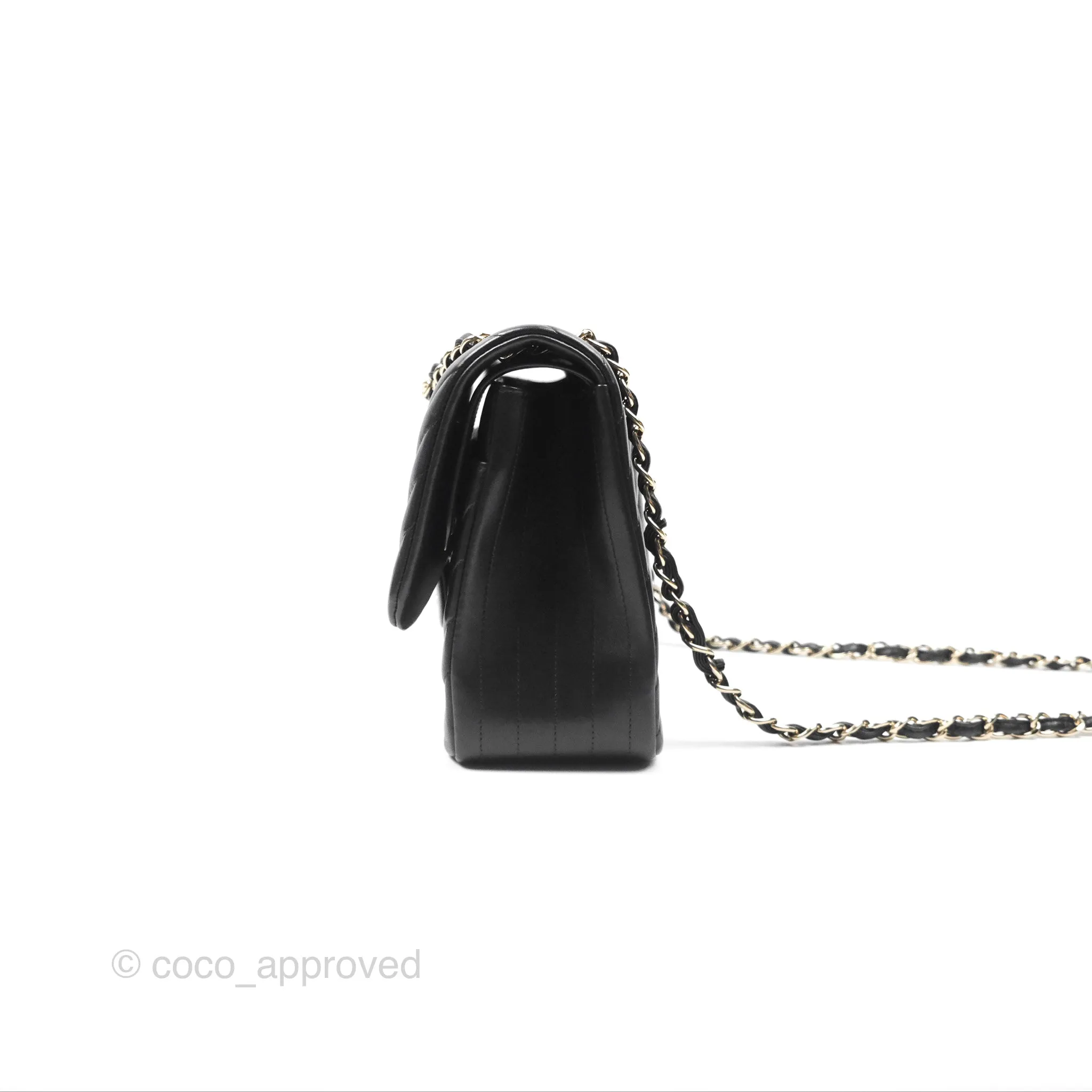 Chanel Chevron Jumbo Double Flap Black Lambskin Gold Hardware⁣⁣