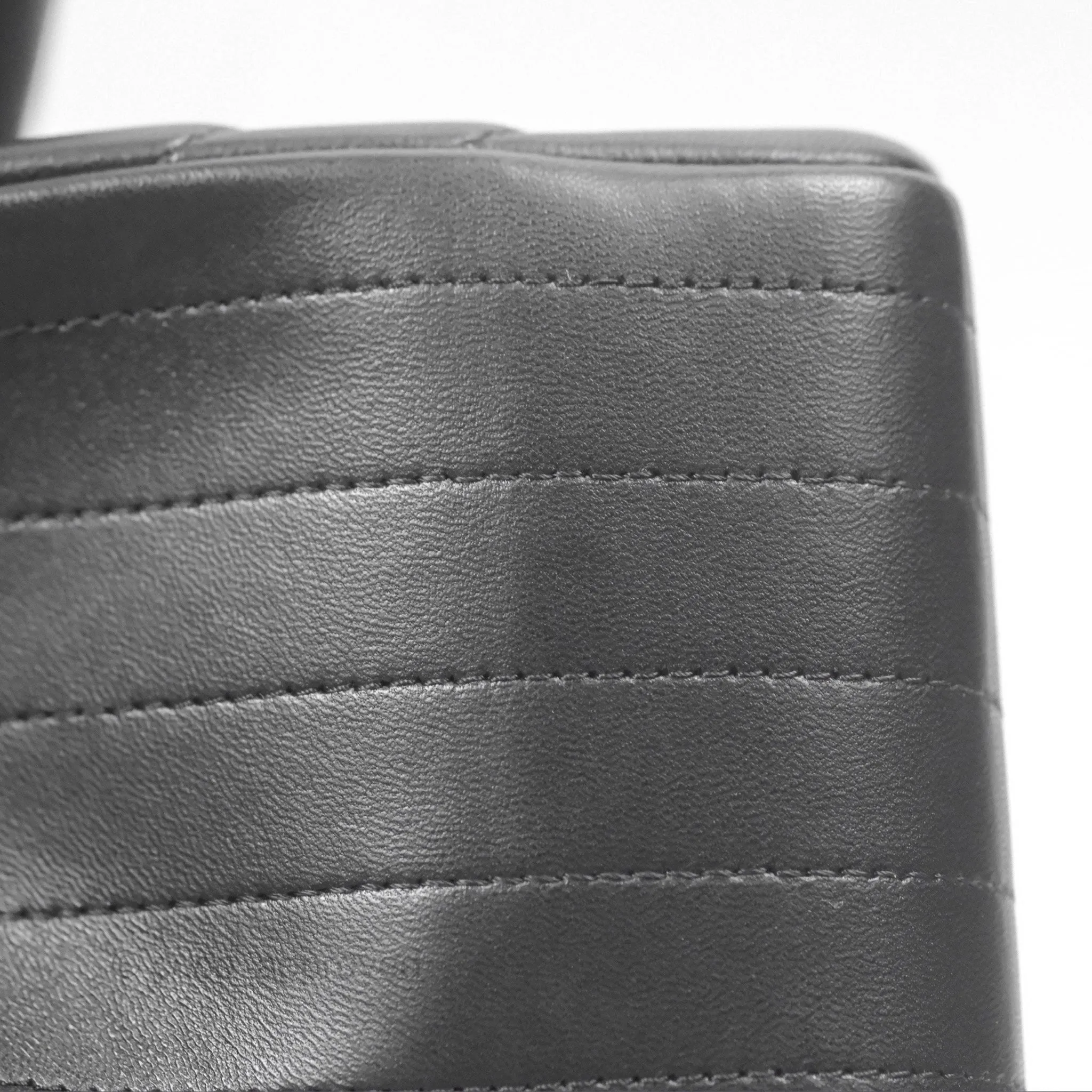 Chanel Chevron Jumbo Double Flap Black Lambskin Gold Hardware⁣⁣