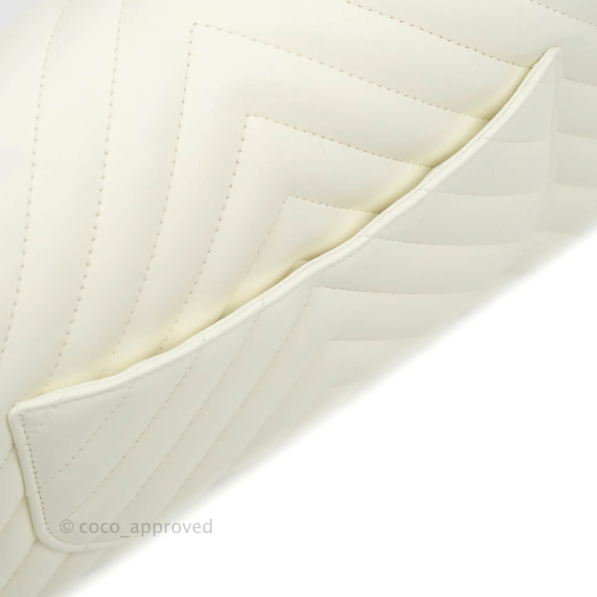 Chanel Classic Chevron S/M Small Double Flap Ivory White Lambskin Gold Hardware