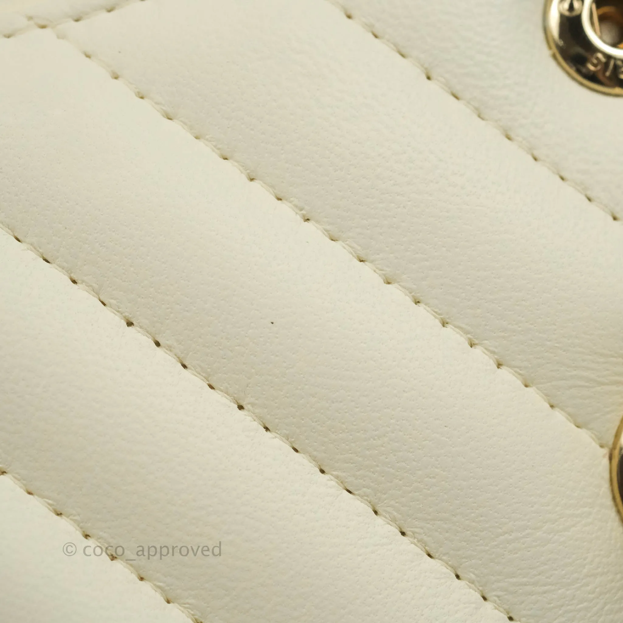 Chanel Classic Chevron S/M Small Double Flap Ivory White Lambskin Gold Hardware