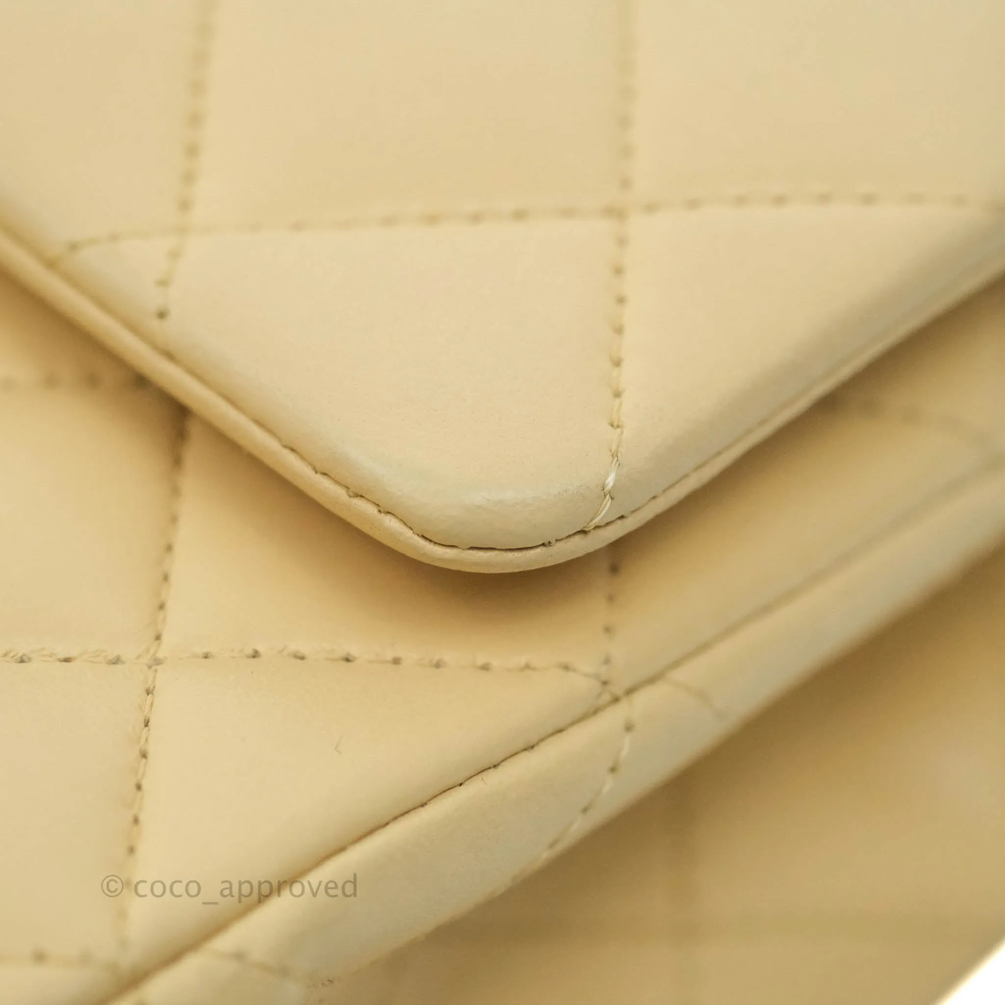 Chanel Classic M/L Medium Double Flap Beige Lambskin Gold Hardware Metal