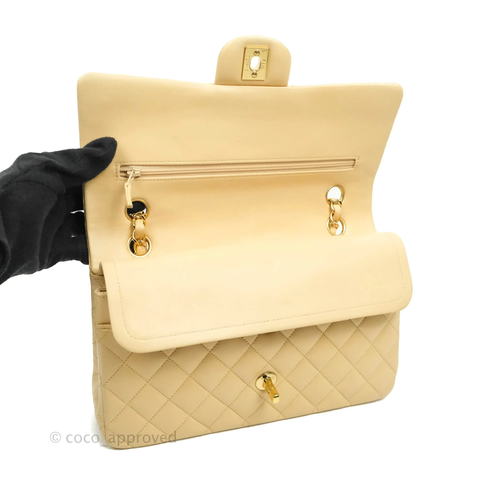 Chanel Classic M/L Medium Double Flap Beige Lambskin Gold Hardware Metal