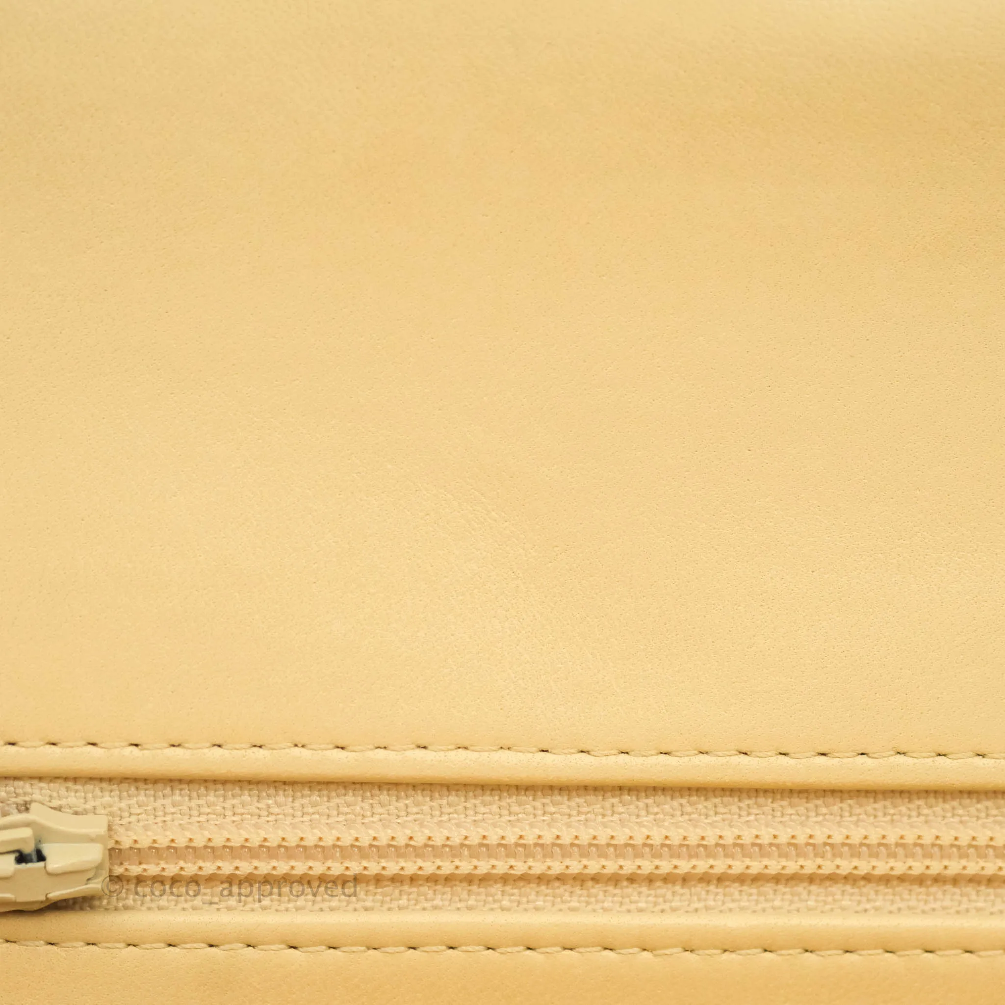 Chanel Classic M/L Medium Double Flap Beige Lambskin Gold Hardware Metal