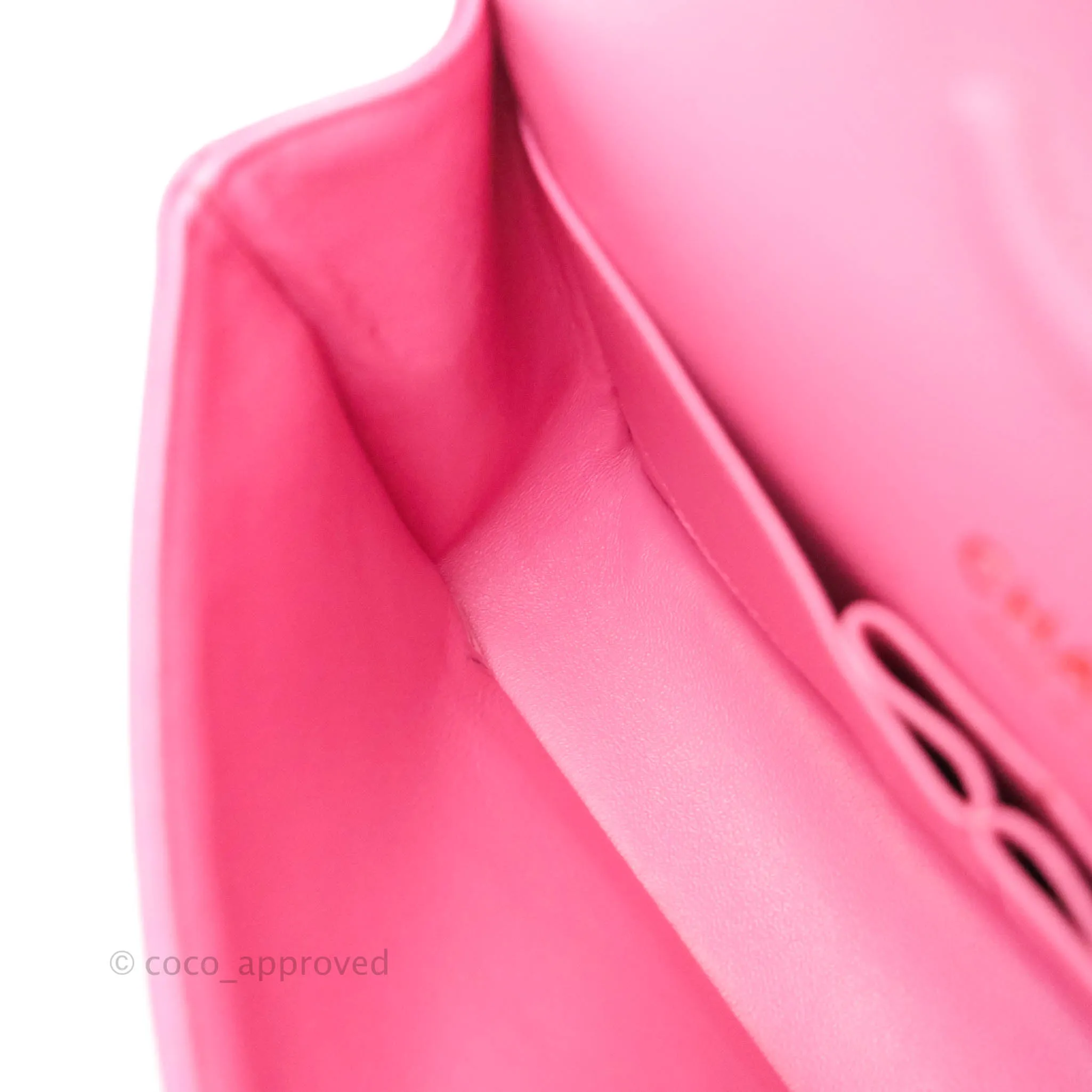 Chanel Classic M/L Medium Double Flap Pink Caviar Gold Hardware