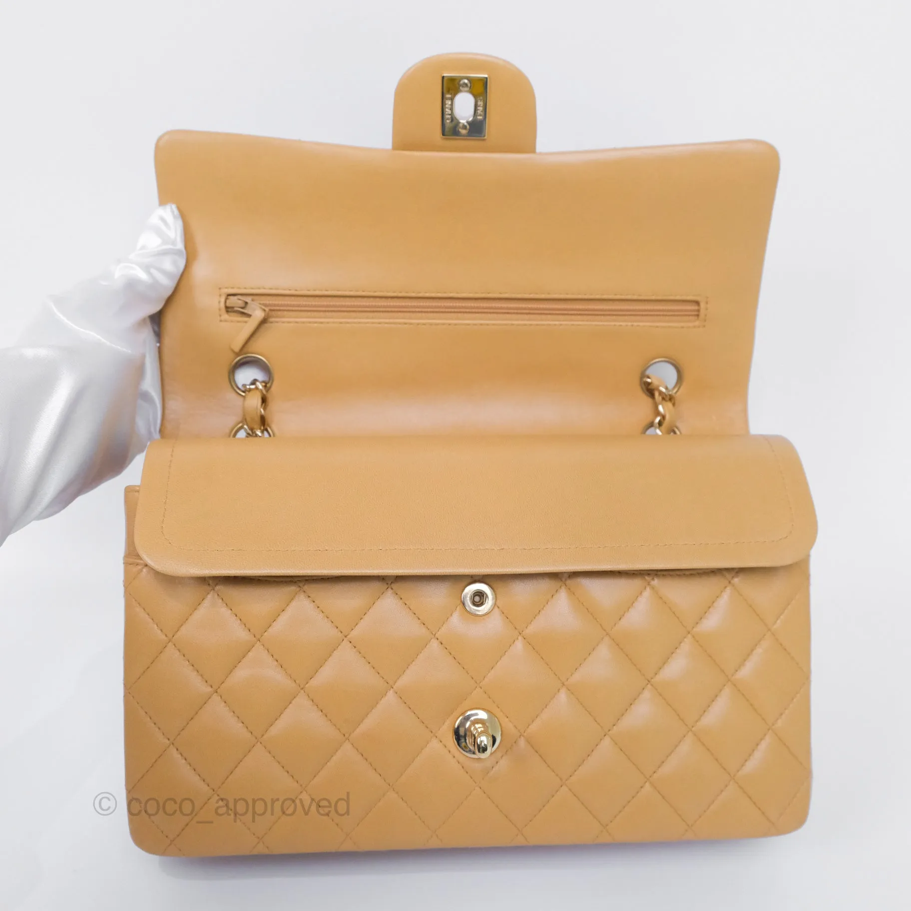 Chanel Classic M/L Medium Flap Quilted Beige Lambskin 24K Gold Hardware