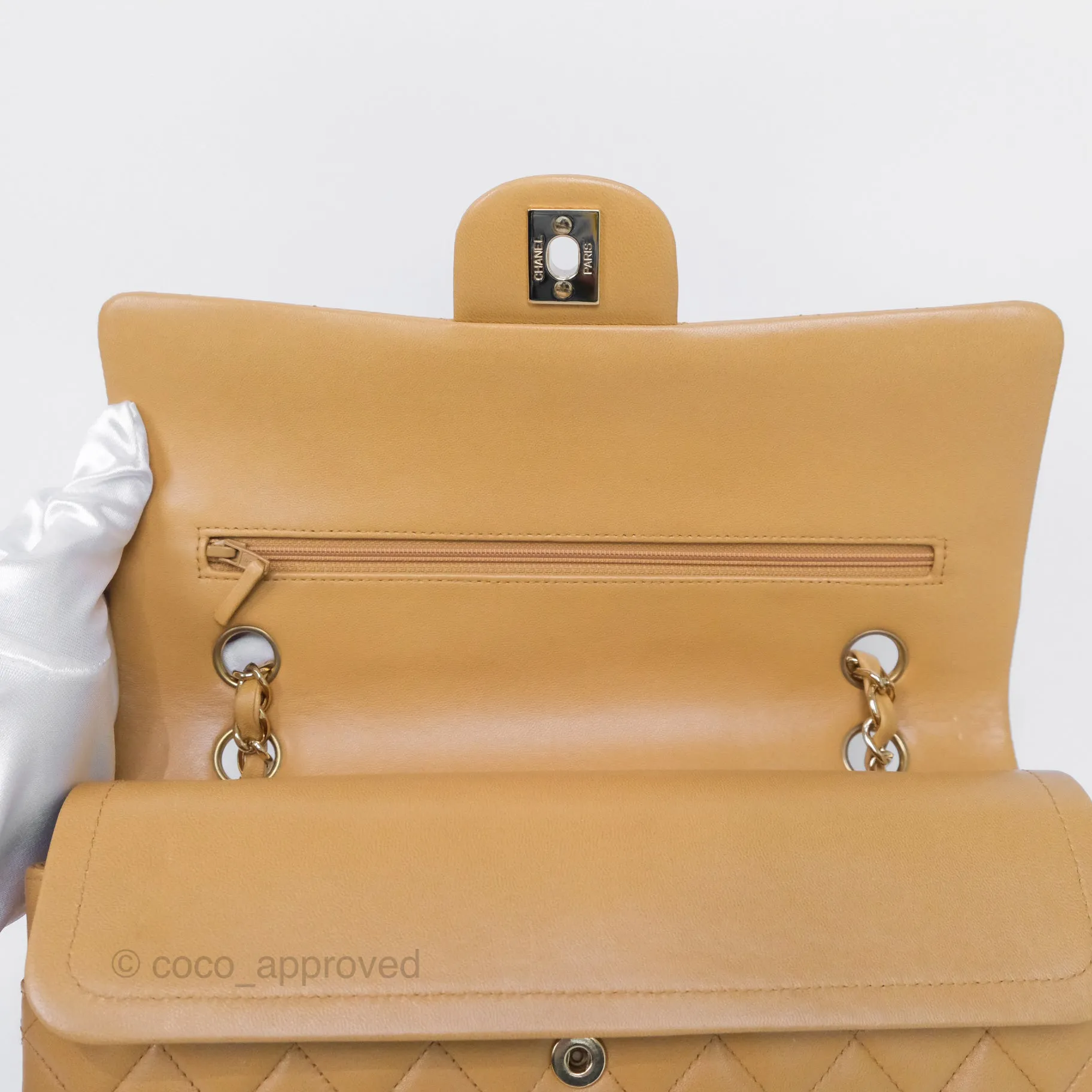 Chanel Classic M/L Medium Flap Quilted Beige Lambskin 24K Gold Hardware