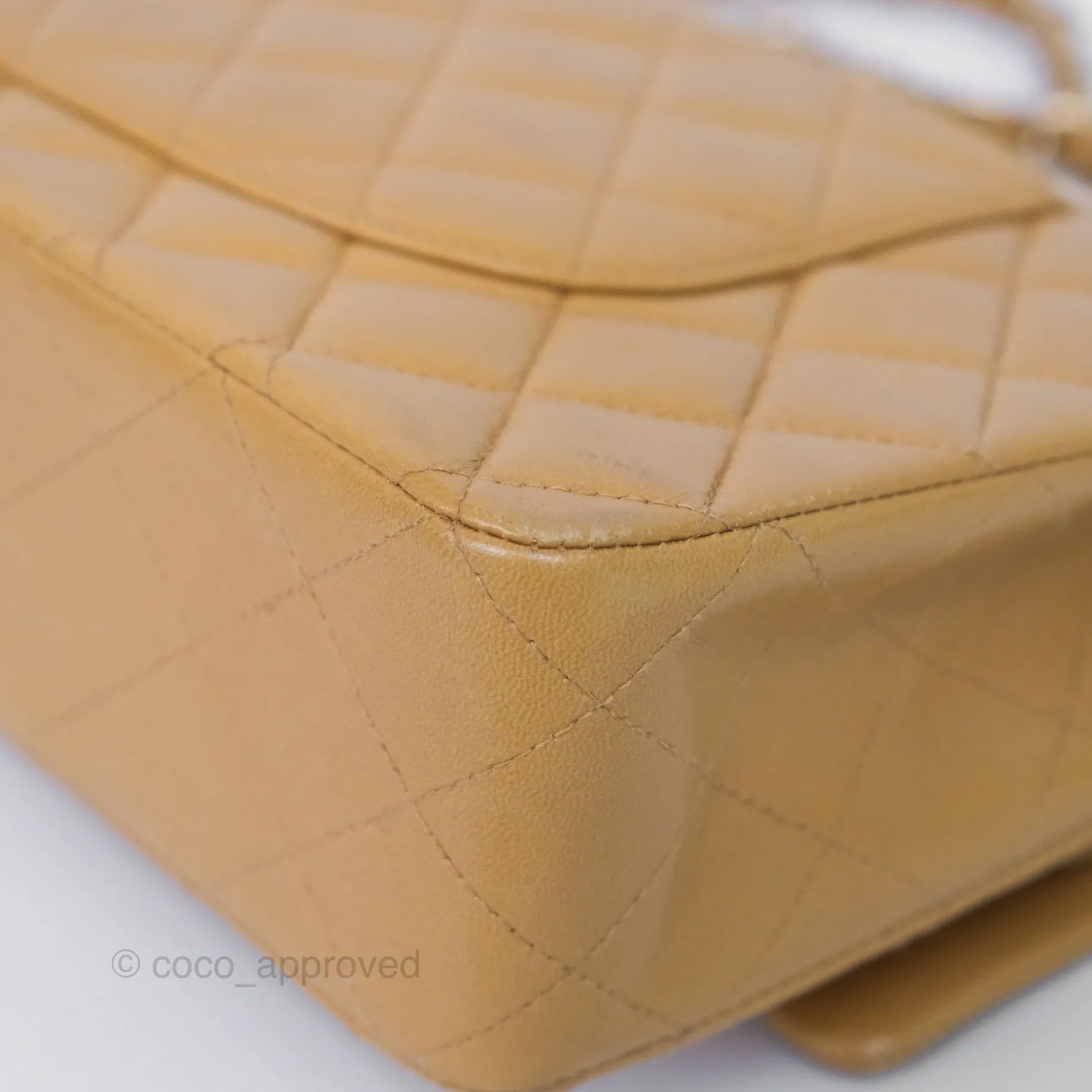 Chanel Classic M/L Medium Flap Quilted Beige Lambskin 24K Gold Hardware