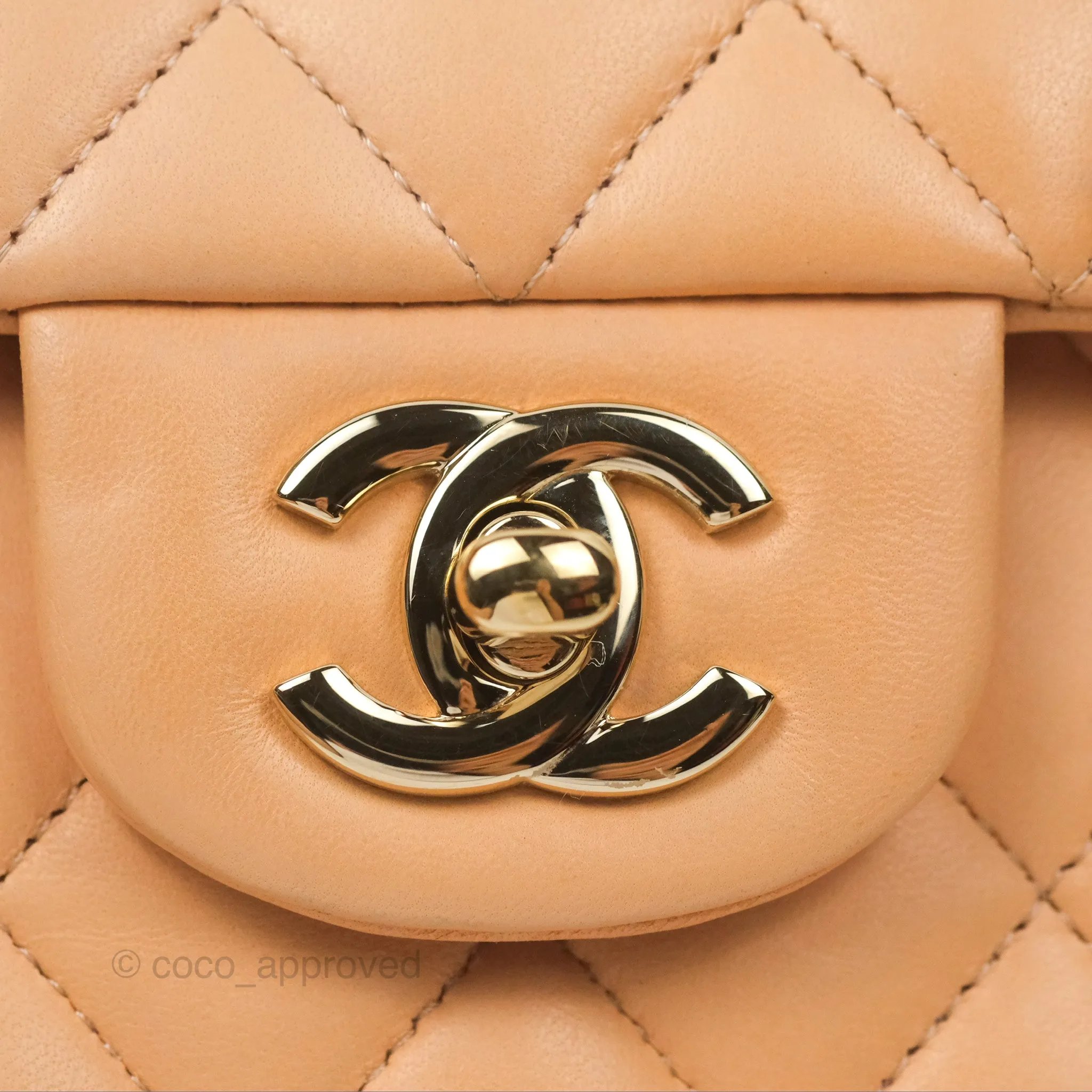 Chanel Classic M/L Medium Flap Quilted Beige Pink Lambskin Gold Hardware