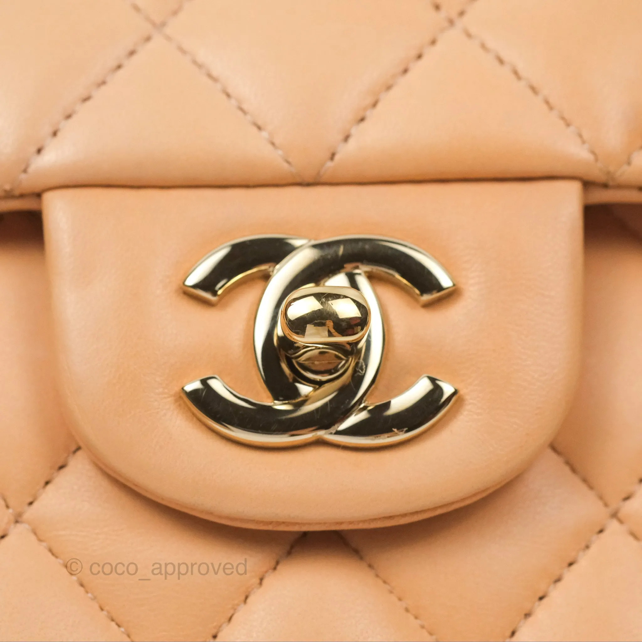 Chanel Classic M/L Medium Flap Quilted Beige Pink Lambskin Gold Hardware