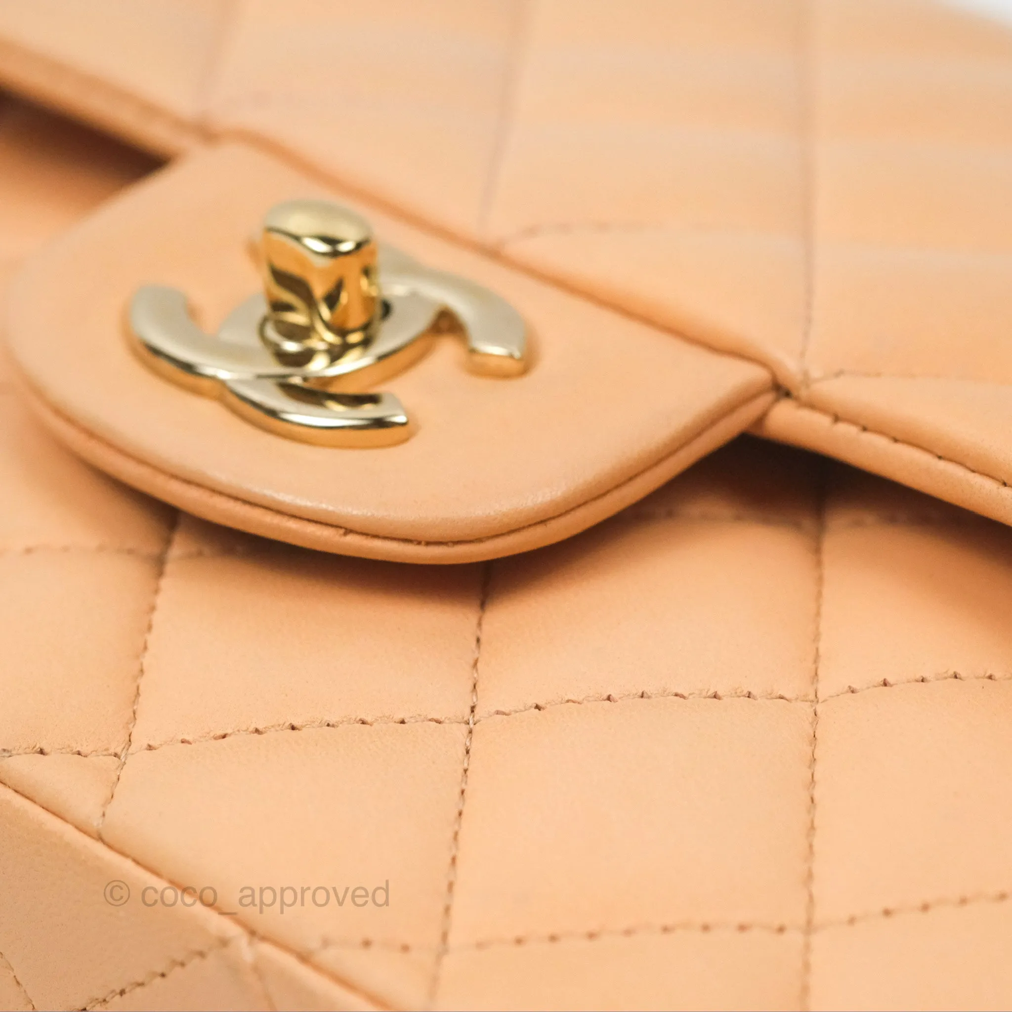 Chanel Classic M/L Medium Flap Quilted Beige Pink Lambskin Gold Hardware