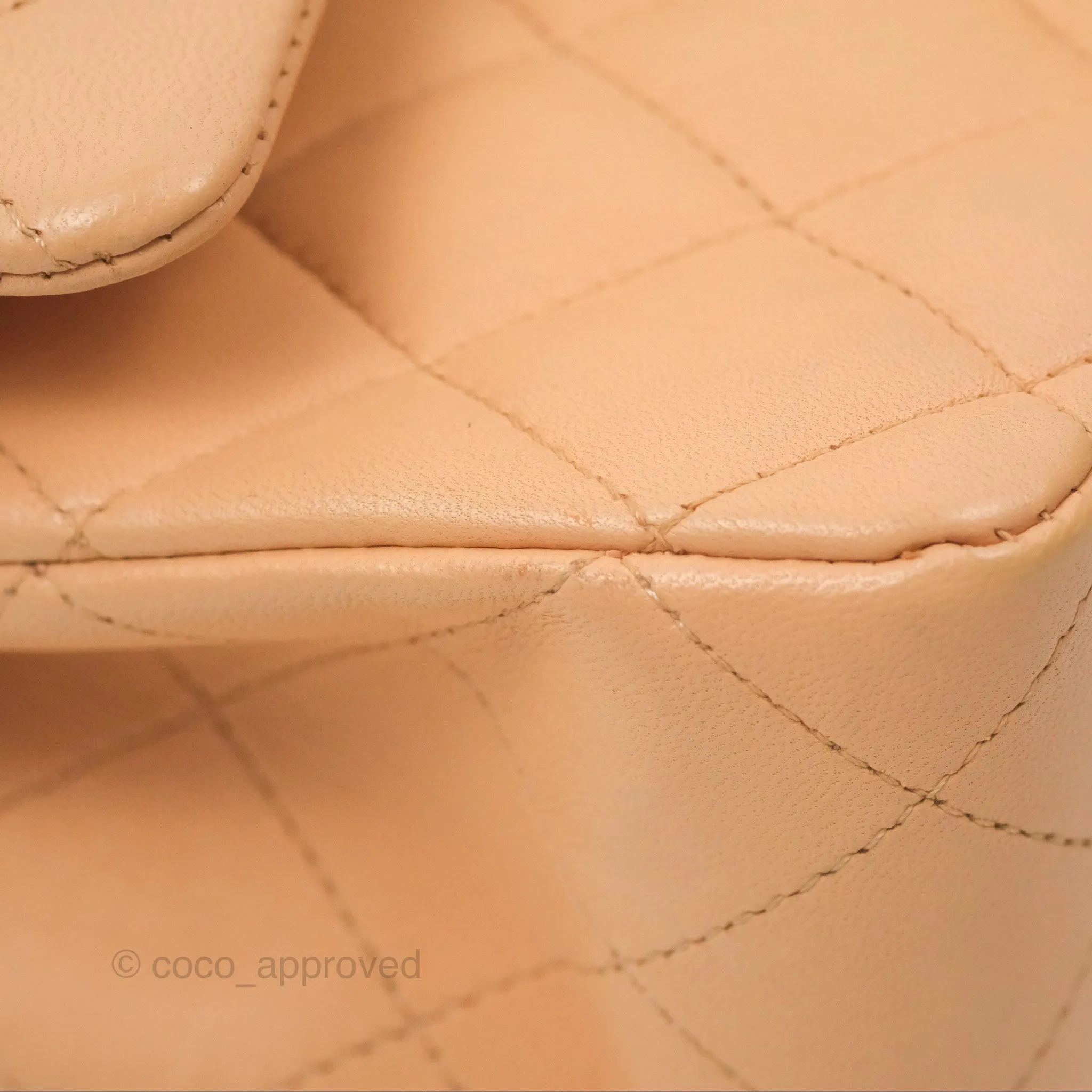 Chanel Classic M/L Medium Flap Quilted Beige Pink Lambskin Gold Hardware