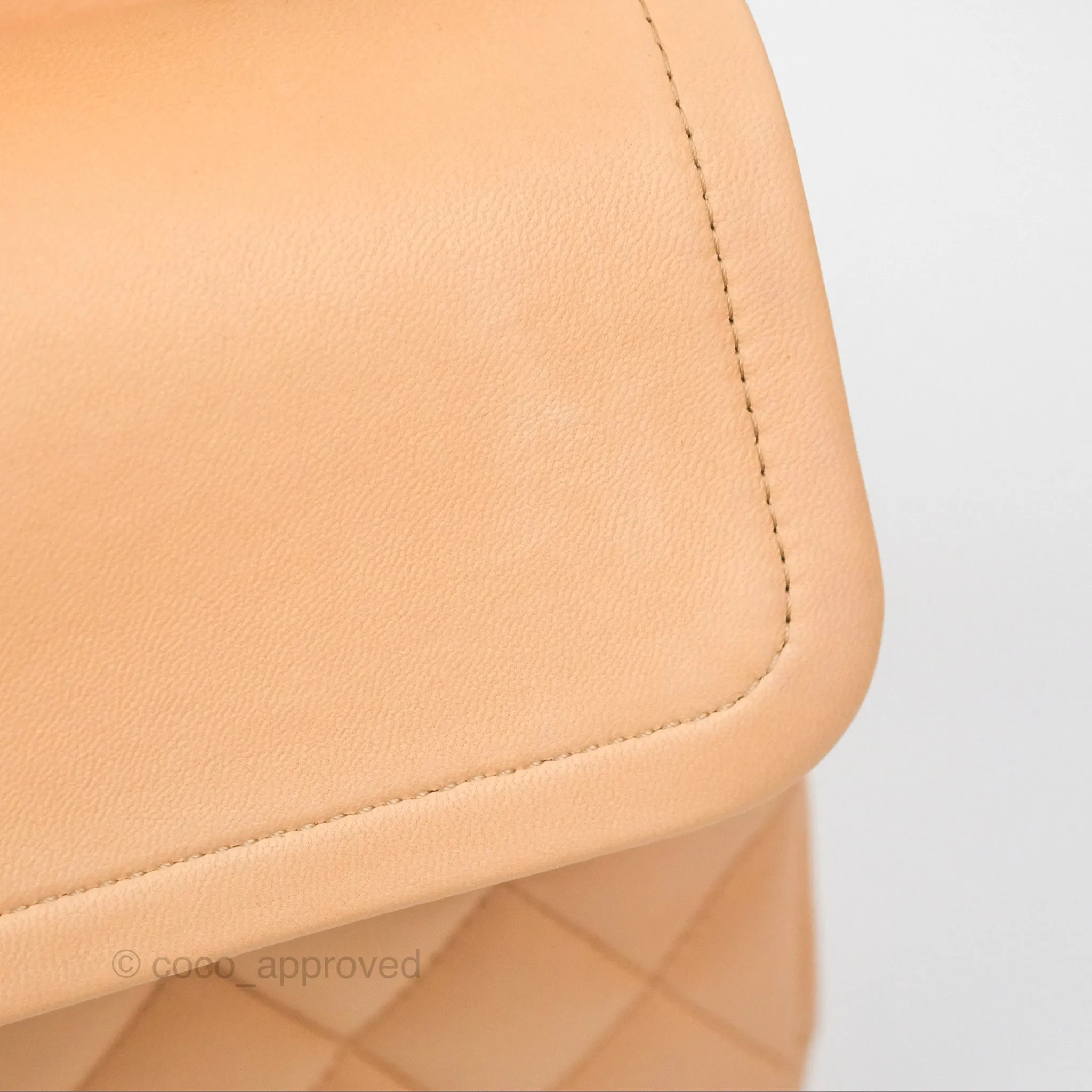 Chanel Classic M/L Medium Flap Quilted Beige Pink Lambskin Gold Hardware