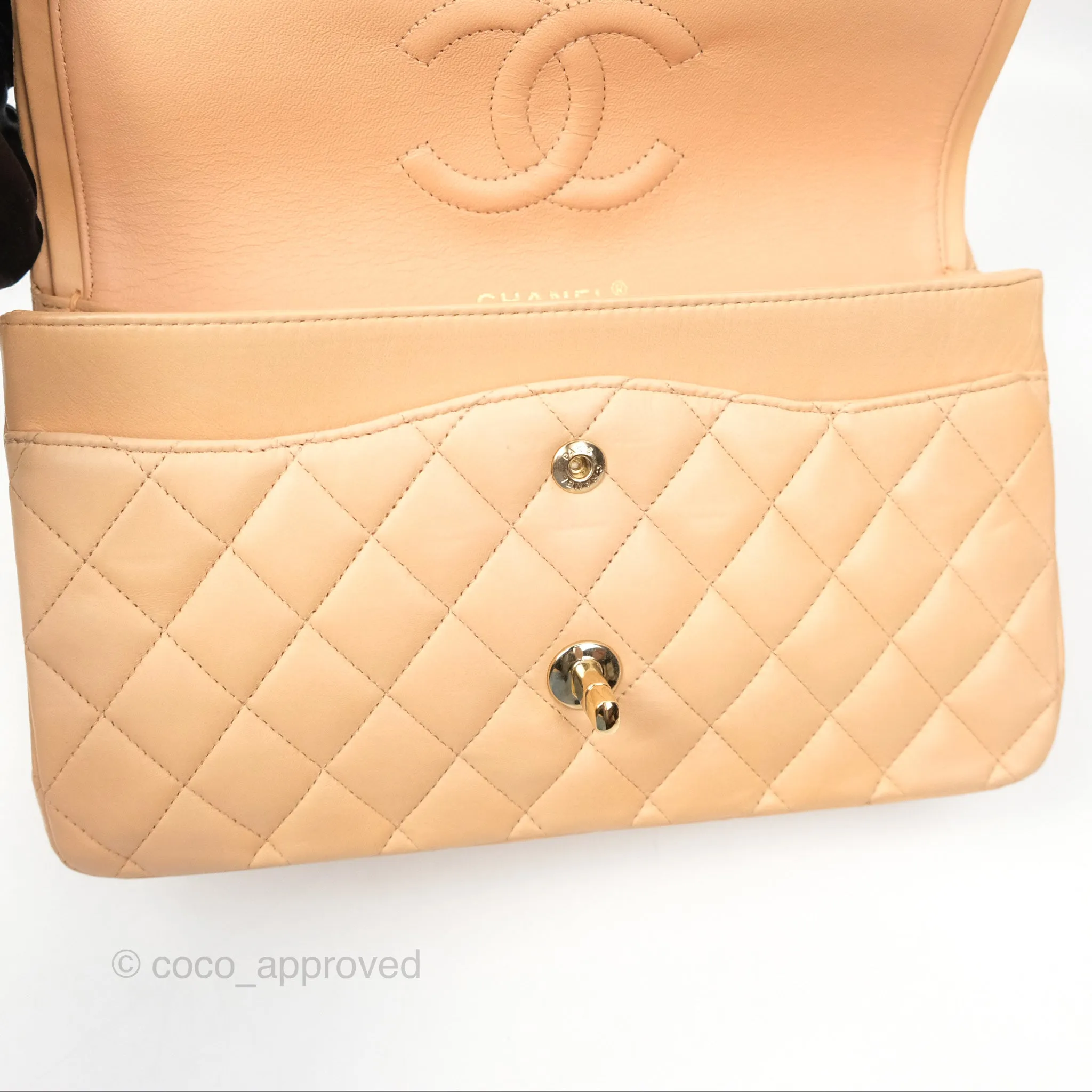 Chanel Classic M/L Medium Flap Quilted Beige Pink Lambskin Gold Hardware
