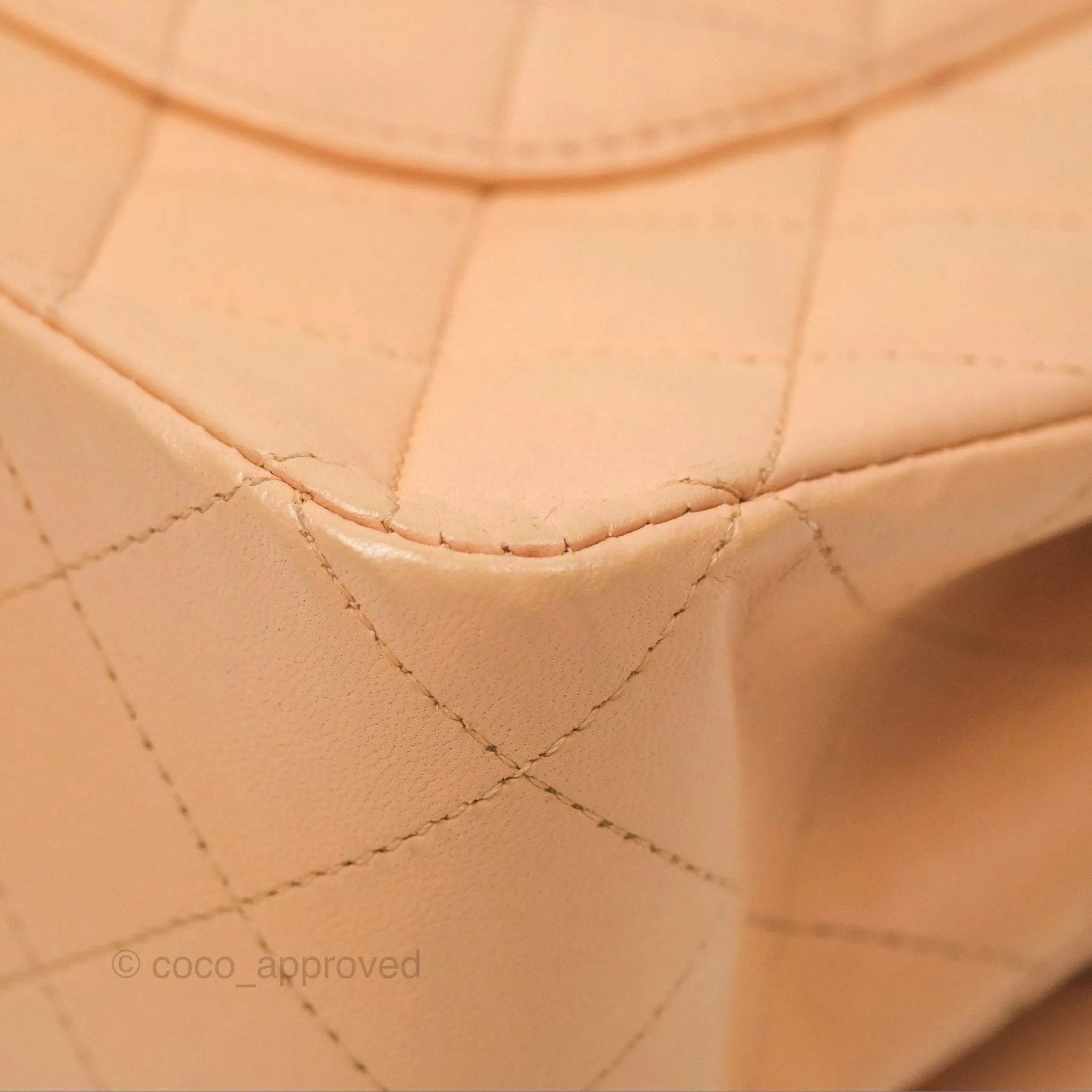 Chanel Classic M/L Medium Flap Quilted Beige Pink Lambskin Gold Hardware