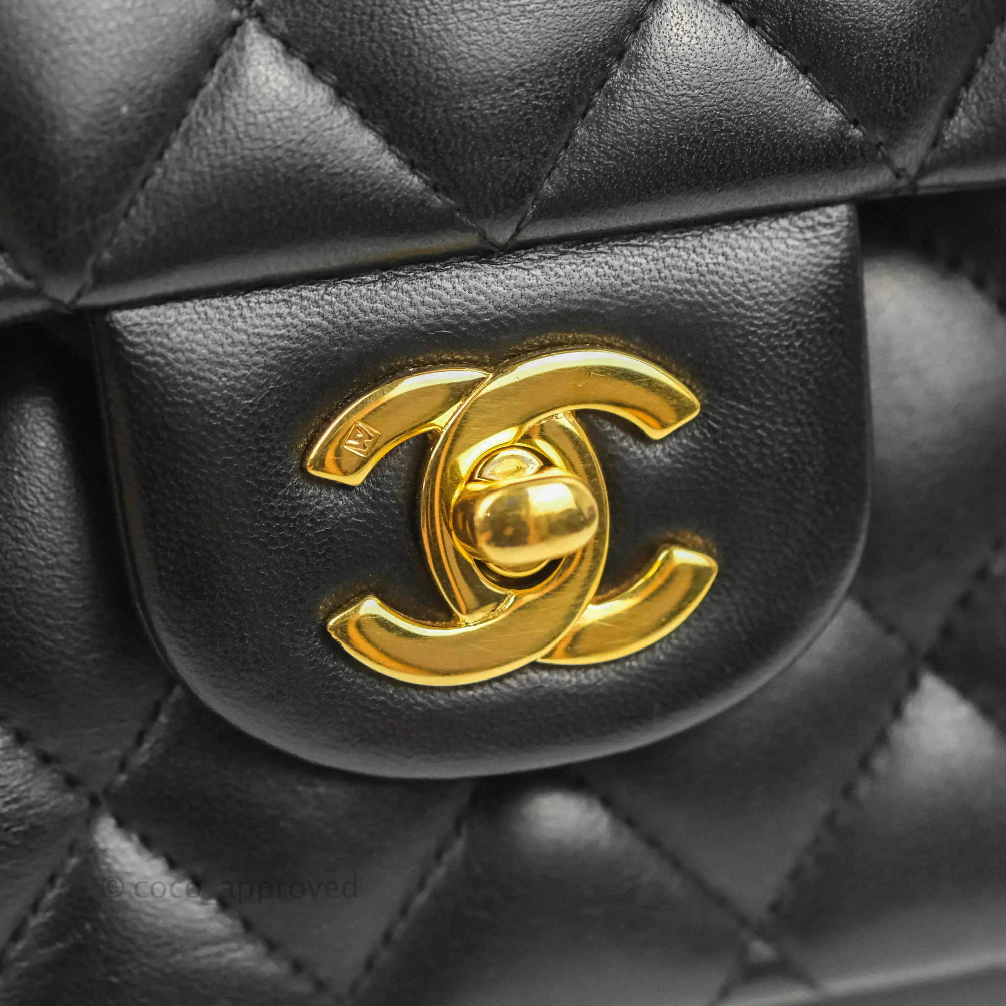Chanel Classic M/L Medium Flap Quilted Black Lambskin 24K Gold Hardware