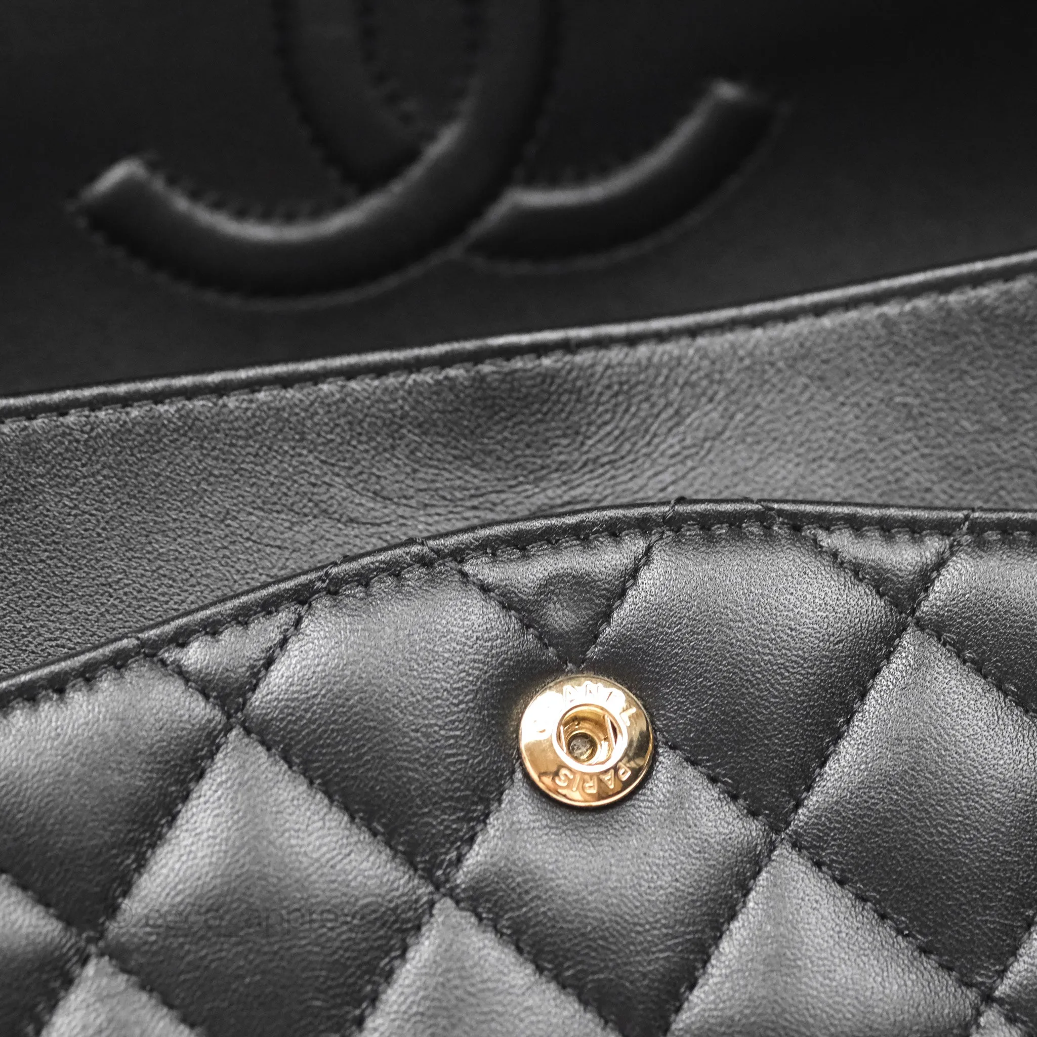 Chanel Classic M/L Medium Flap Quilted Black Lambskin Rose Gold Hardware
