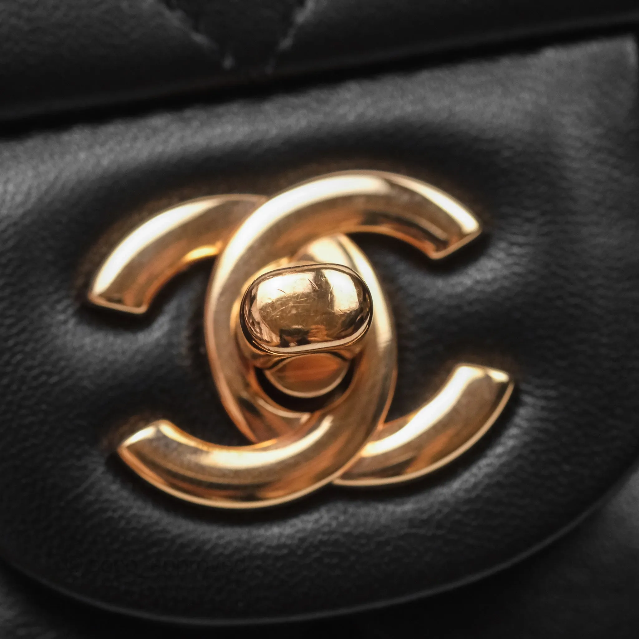 Chanel Classic M/L Medium Flap Quilted Black Lambskin Rose Gold Hardware