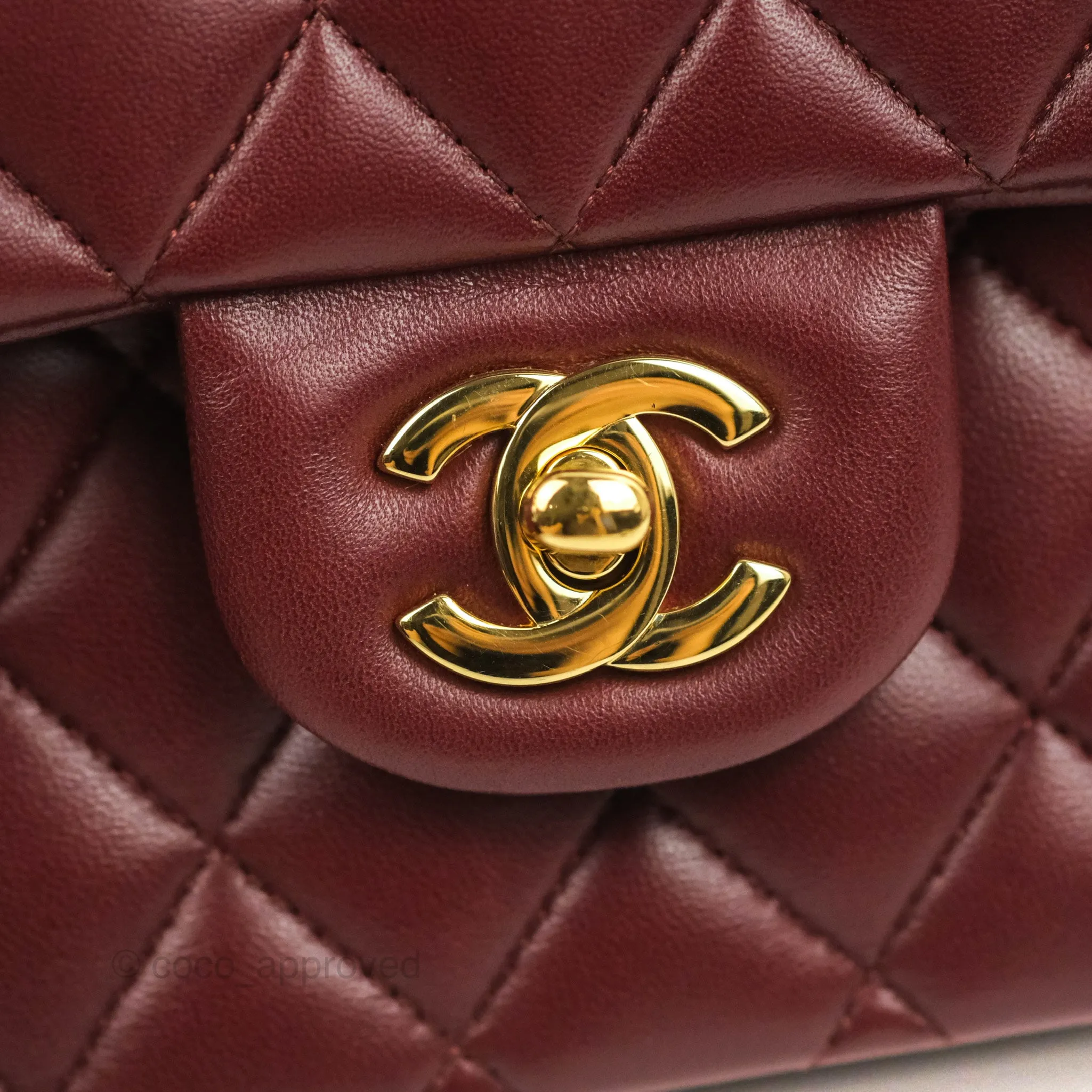 Chanel Classic M/L Medium Flap Quilted Burgundy Lambskin Gold Hardware