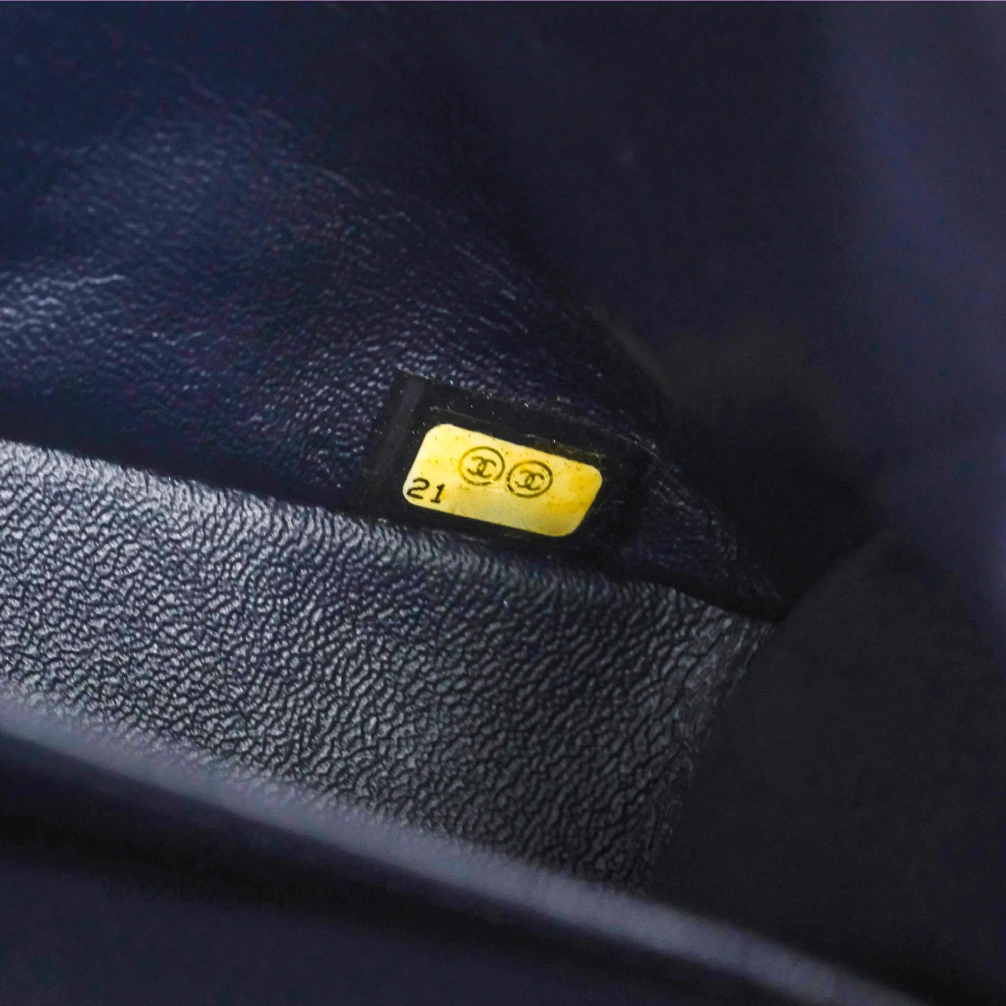 Chanel Classic M/L Medium Flap Quilted French Navy Caviar Aged Gold Hardware