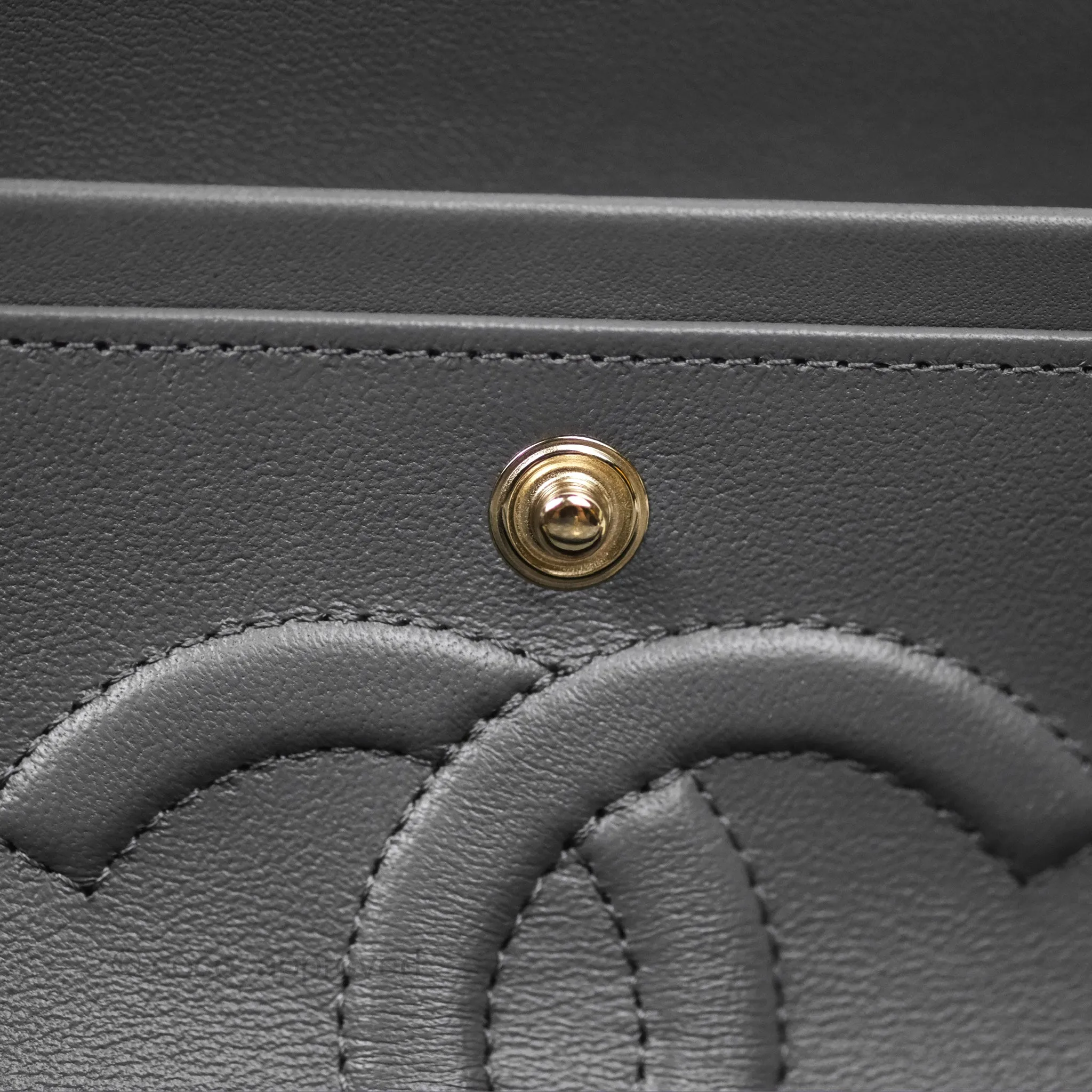 Chanel Classic M/L Medium Flap Quilted Grey Lambskin Gold Hardware