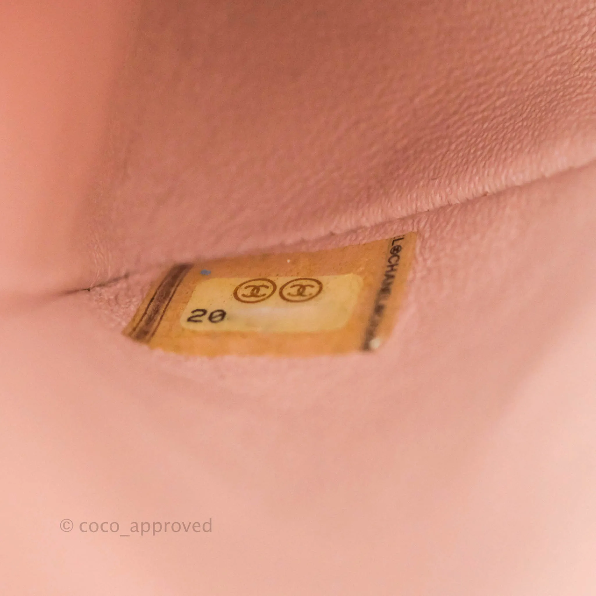 Chanel Classic M/L Medium Flap Quilted Light Pink Lambskin Matte Gold Hardware