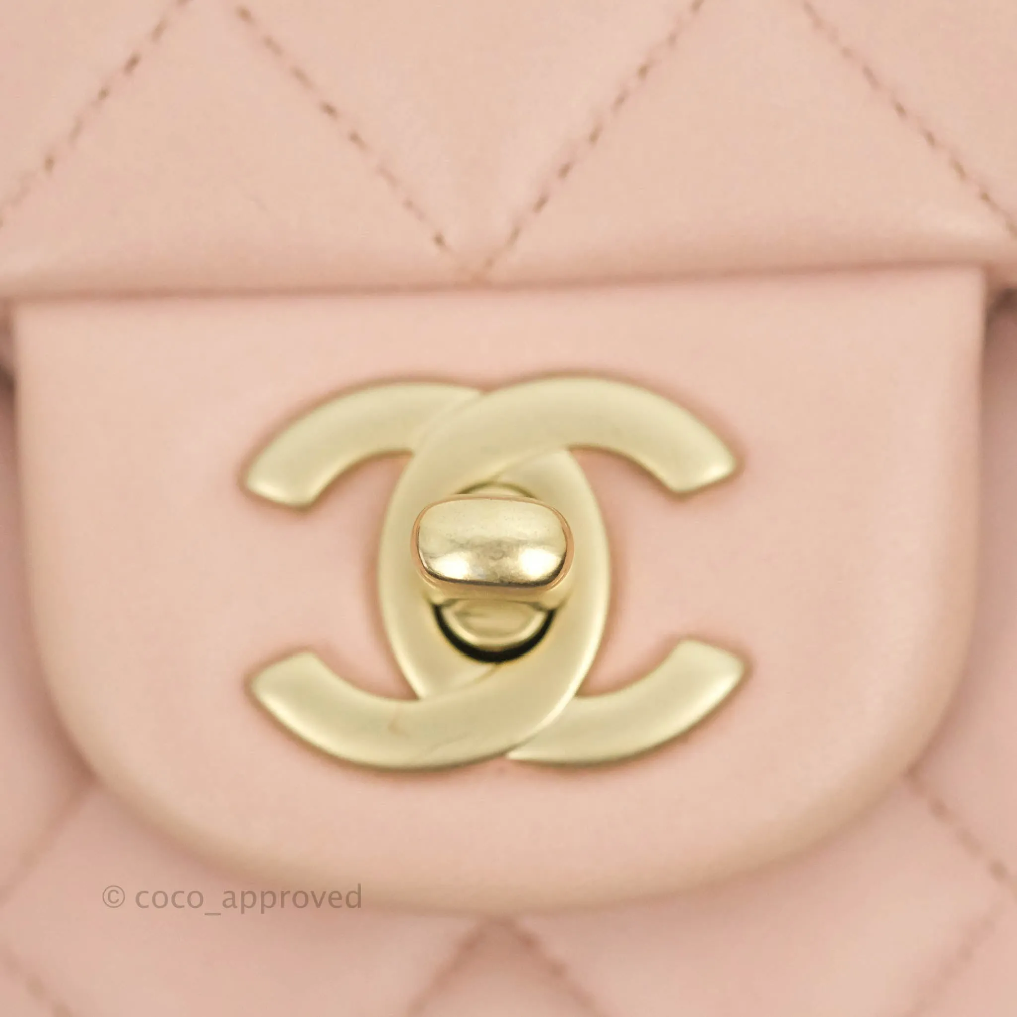 Chanel Classic M/L Medium Flap Quilted Light Pink Lambskin Matte Gold Hardware