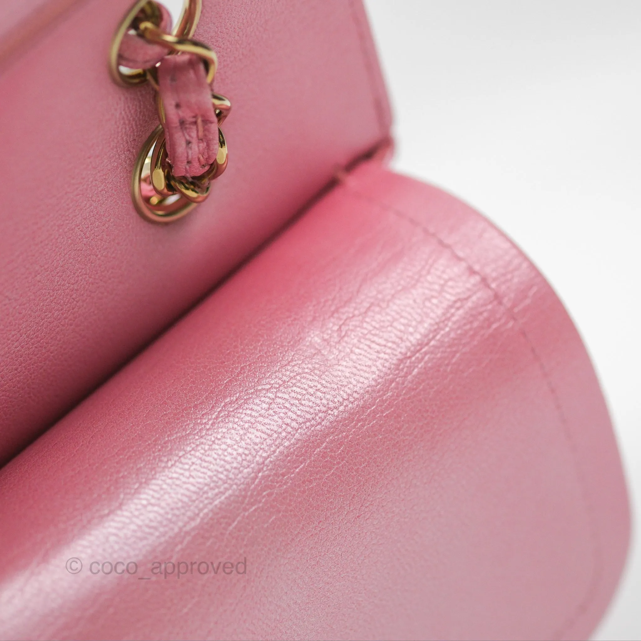 Chanel Classic M/L Medium Flap Quilted Pink Cloudy Pearly Goatskin Gold Hardware 23S