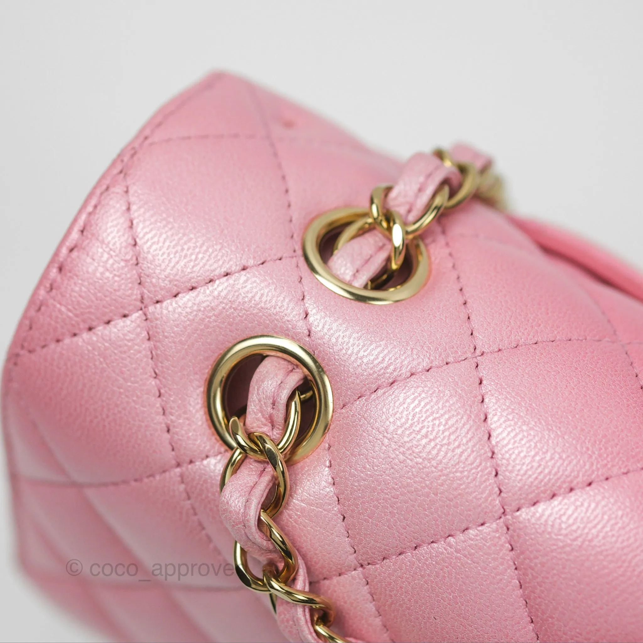 Chanel Classic M/L Medium Flap Quilted Pink Cloudy Pearly Goatskin Gold Hardware 23S
