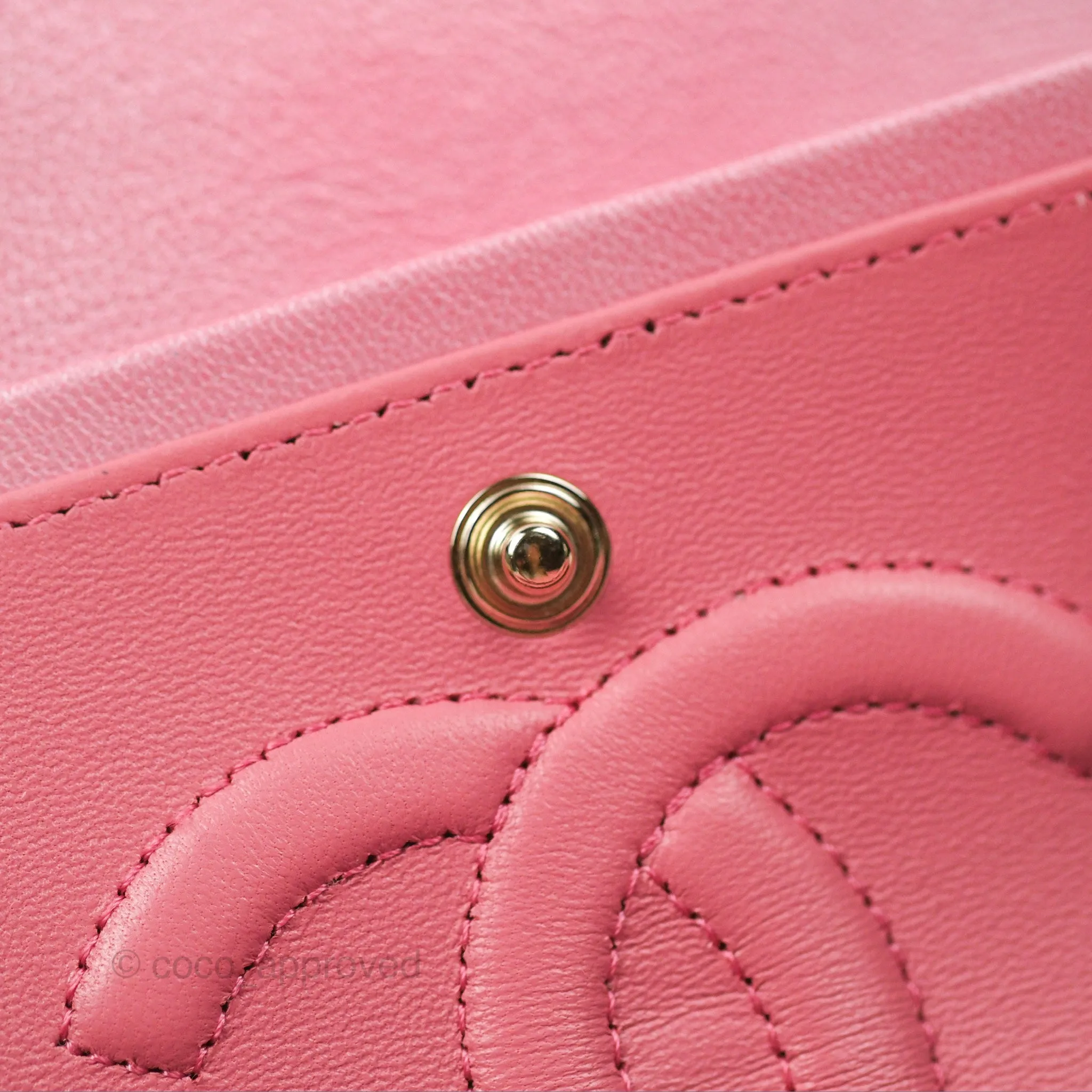 Chanel Classic M/L Medium Flap Quilted Pink Cloudy Pearly Goatskin Gold Hardware 23S