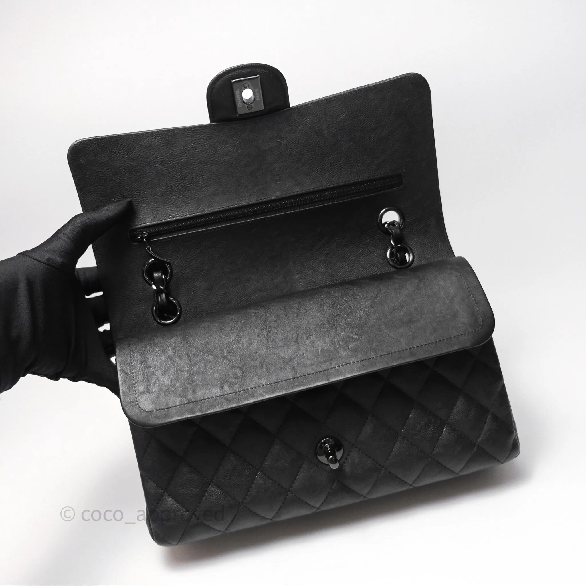 Chanel Classic Quilted M/L Medium Double Flap So Black Calfskin