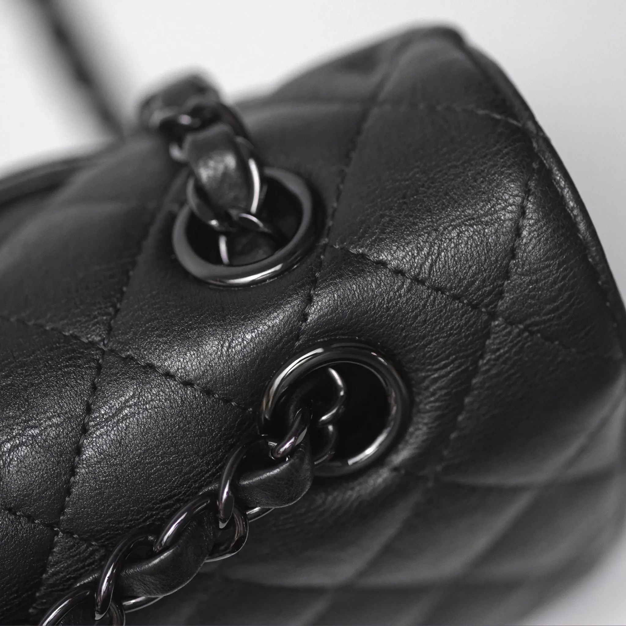 Chanel Classic Quilted M/L Medium Double Flap So Black Calfskin