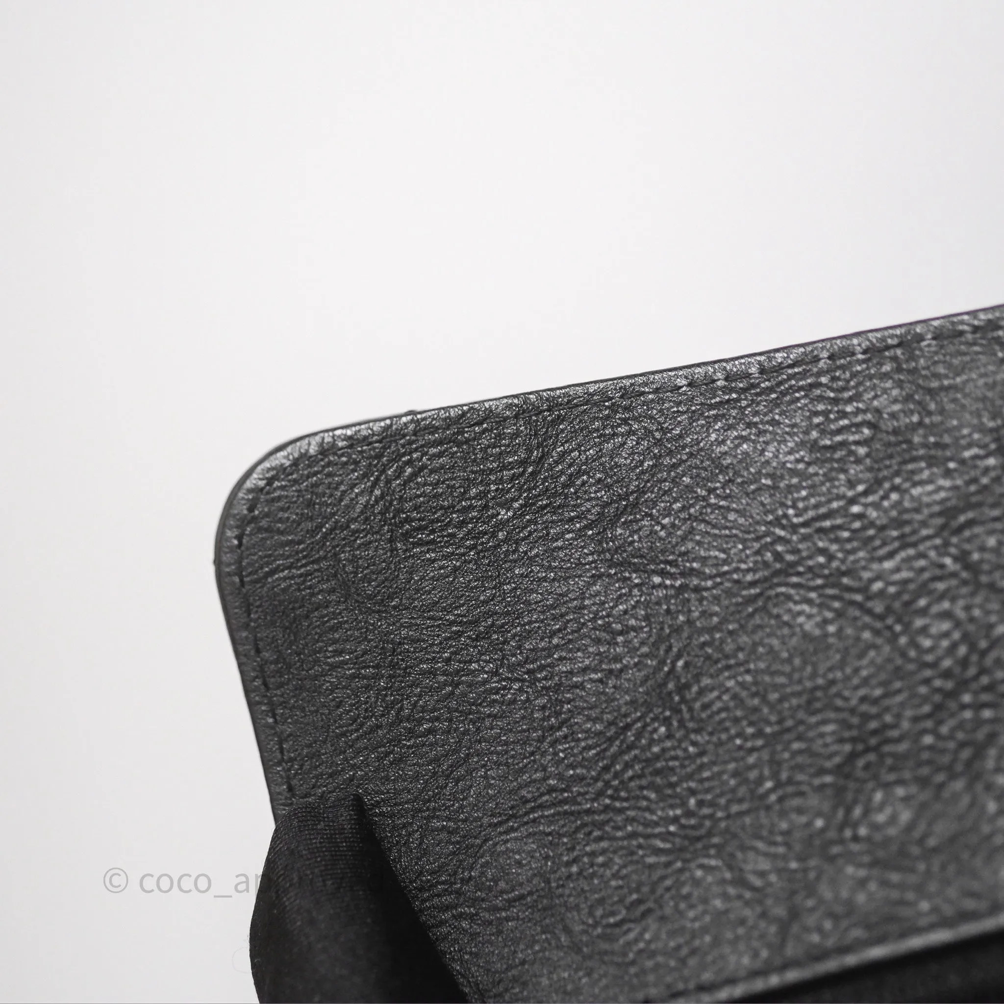 Chanel Classic Quilted M/L Medium Double Flap So Black Calfskin