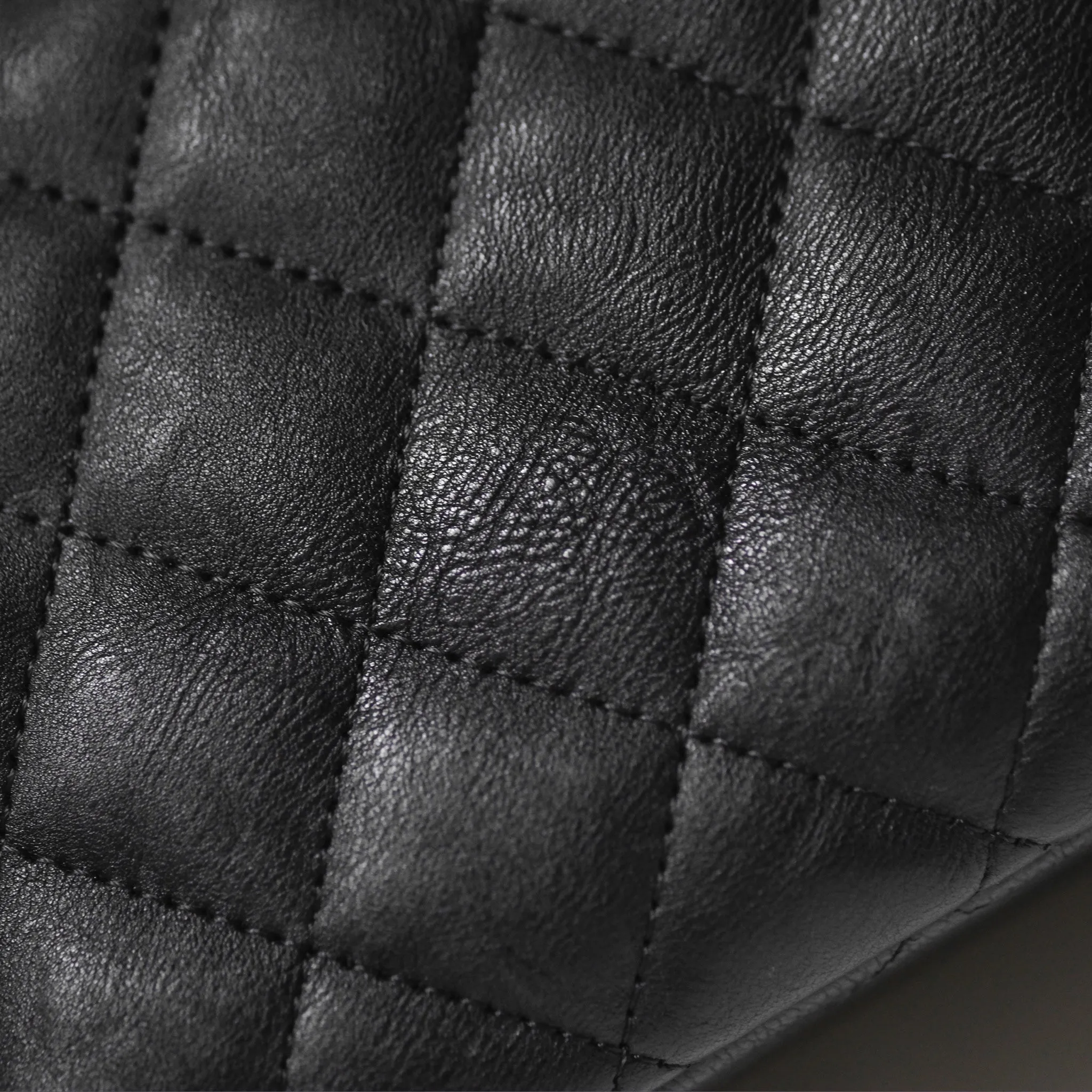 Chanel Classic Quilted M/L Medium Double Flap So Black Calfskin