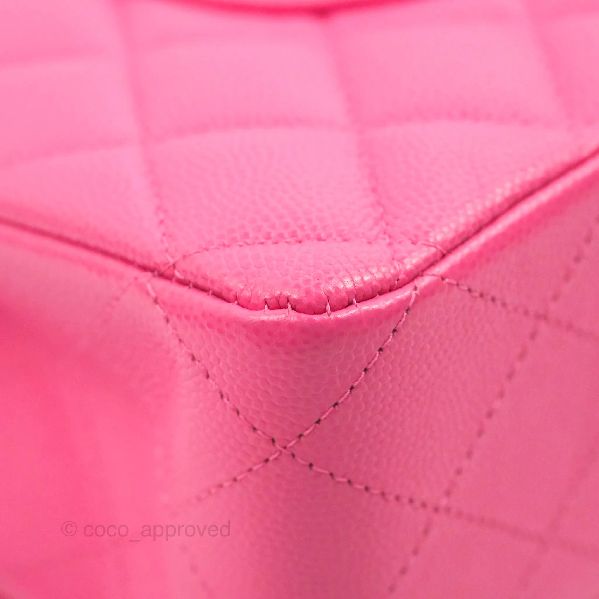 Chanel Classic Quilted M/L Medium Flap Pink Caviar Gold Hardware