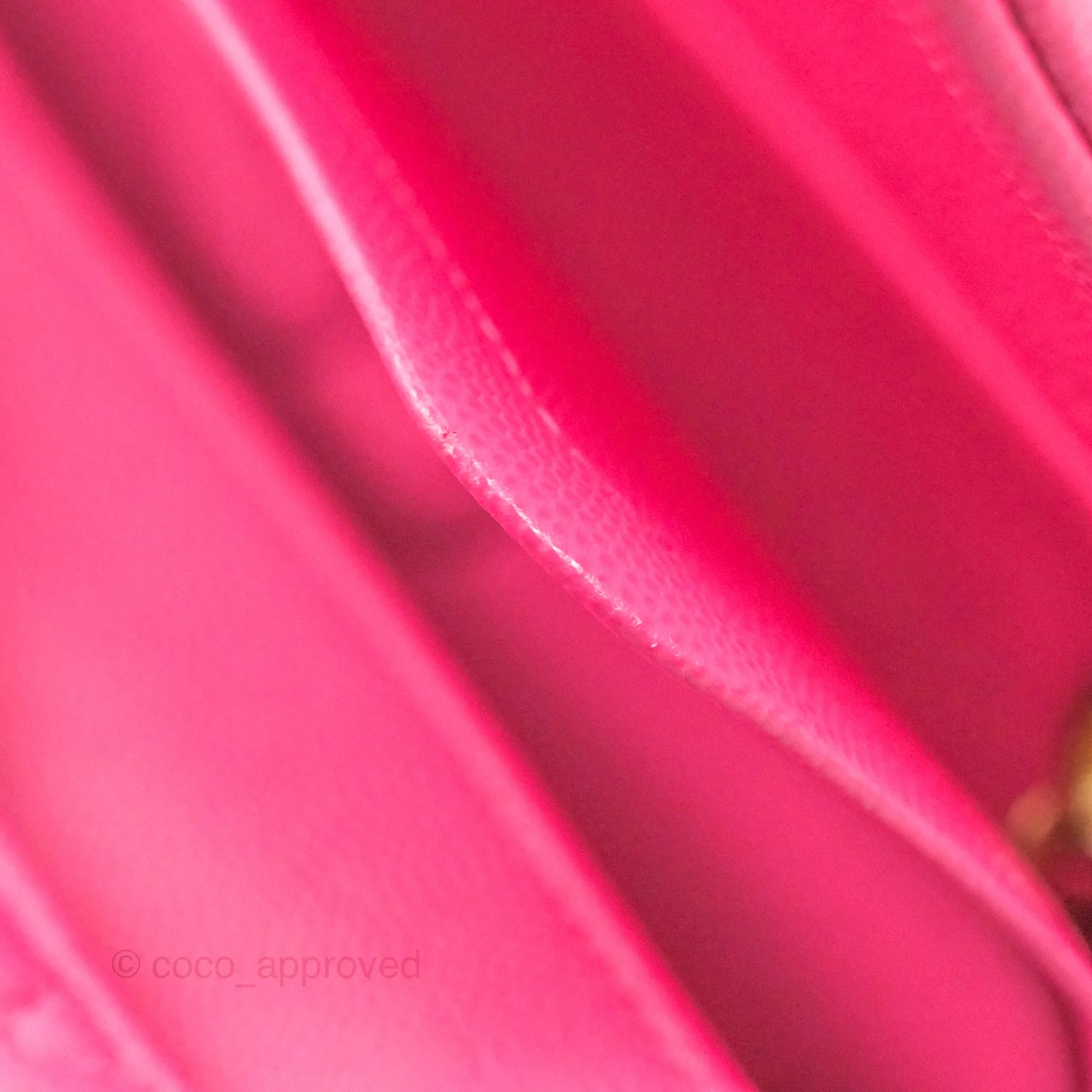 Chanel Classic Quilted M/L Medium Flap Pink Caviar Gold Hardware