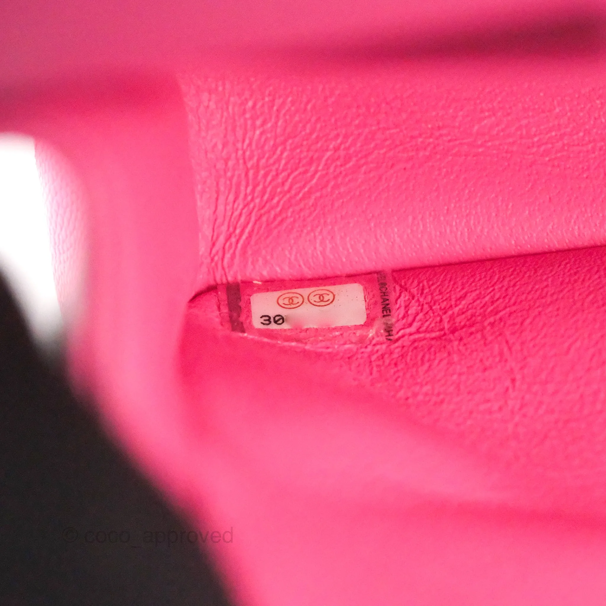 Chanel Classic Quilted M/L Medium Flap Pink Caviar Gold Hardware