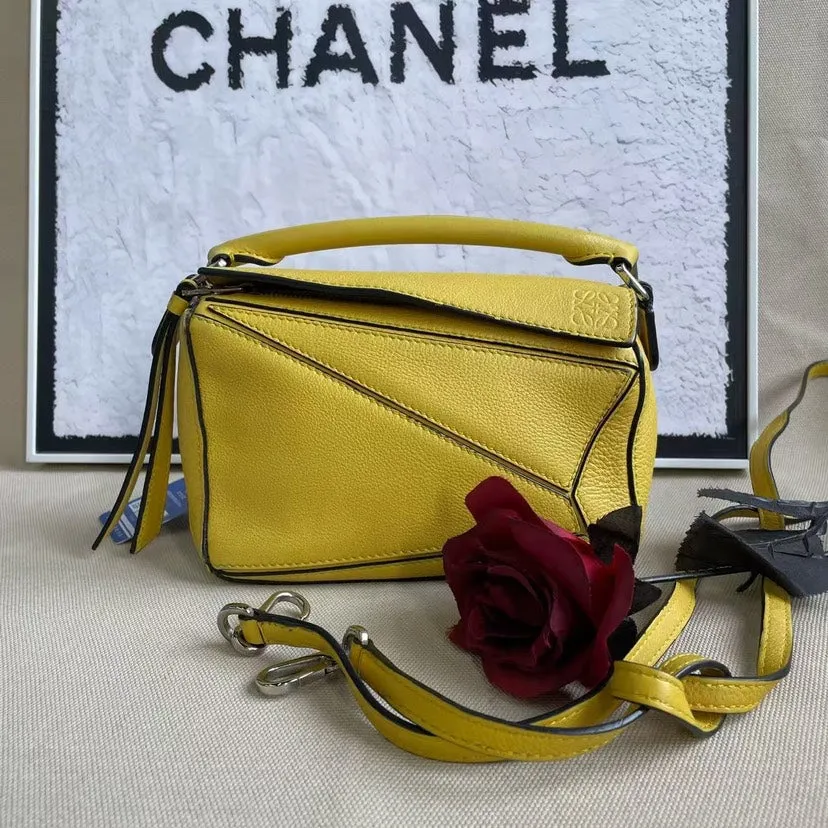 Loewe Puzzle Yellow Leather Shoulder Bag Medium
